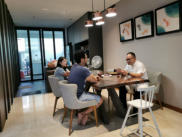 Singapore Fengshui Master - In a consultation session.